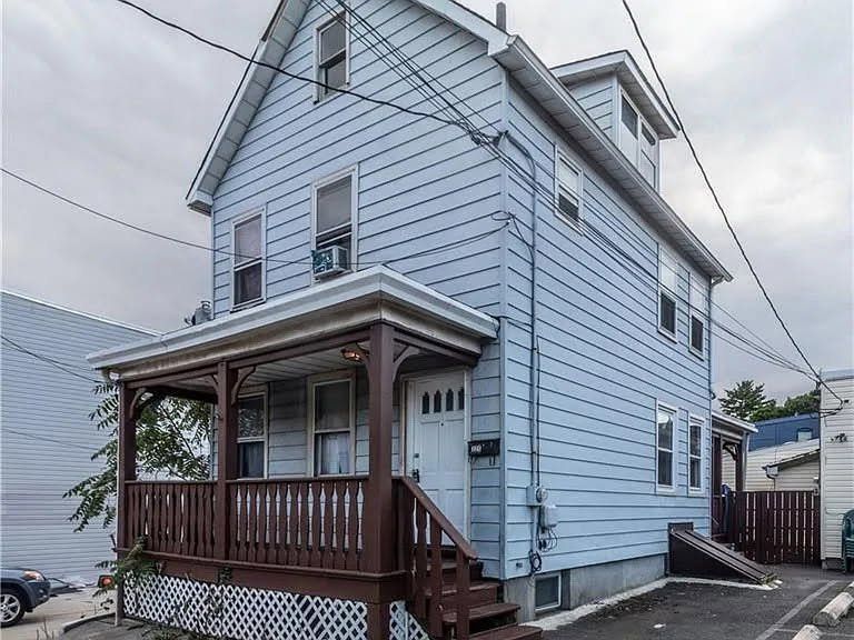 4 bed/2 bath House in Carteret, NJ