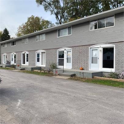 2 bed/1 bath Apartment in Clinton Twp, MI