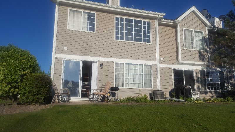3 bed/2½ bath Townhouse in Niles, IL