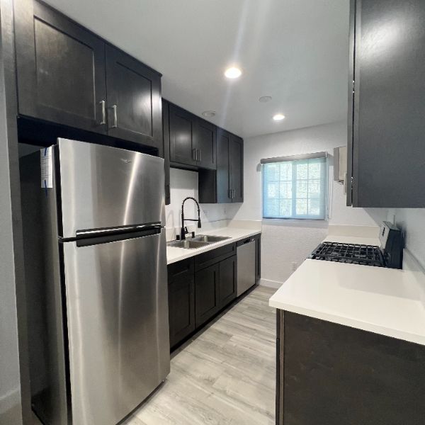 2 bed/1 bath Apartment in Los Angeles, CA
