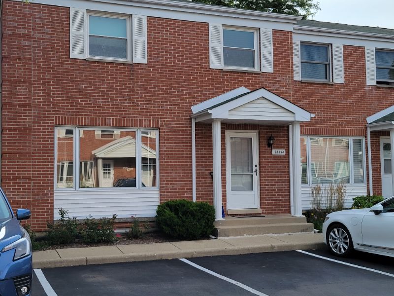 3 bed/2½ bath Townhouse in Glenview, IL