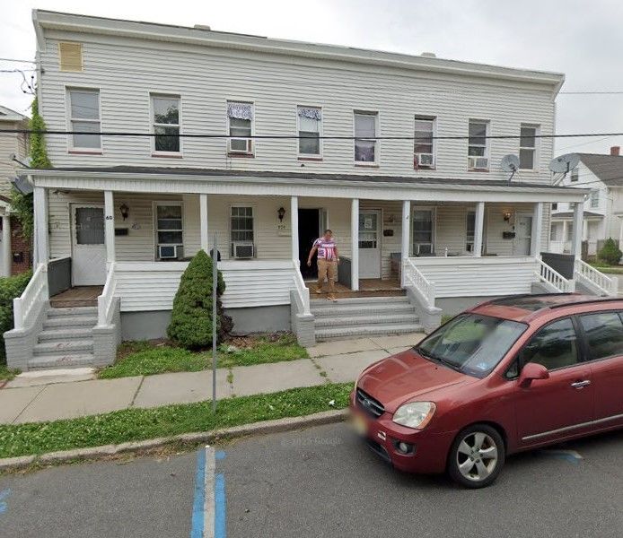 2 bed/1 bath Apartment in Carteret, NJ