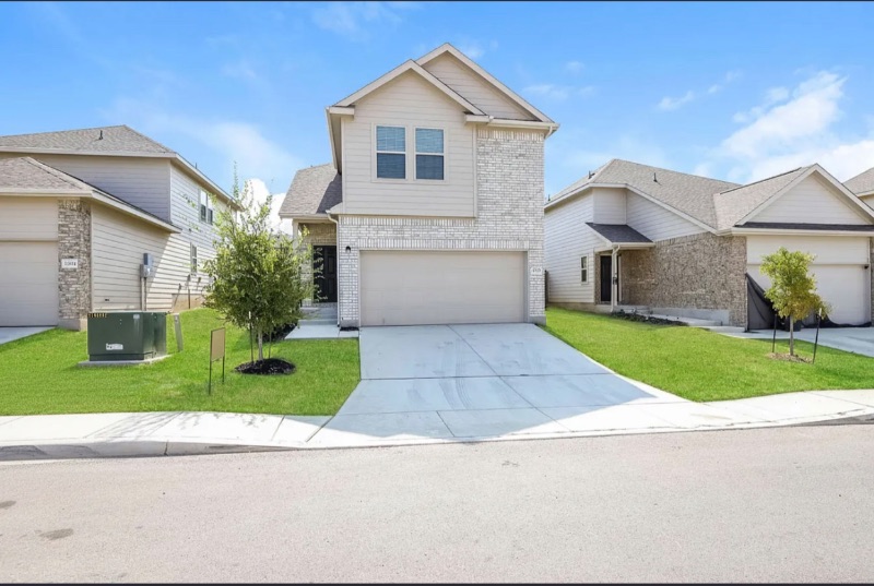 3 bed/2½ bath House in San Antonio, TX