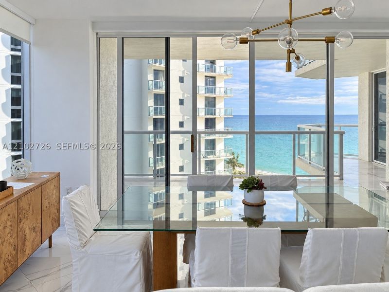 2 bed/2½ bath Condo in Sunny Isles Beach, FL