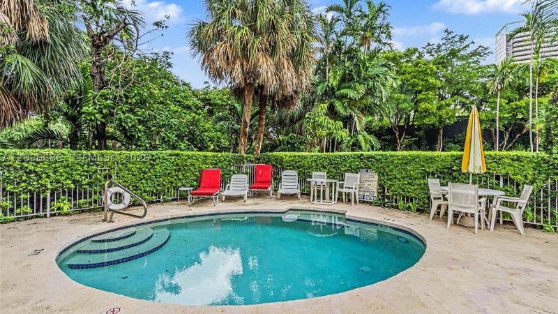 2 bed/2 bath Apartment in Bal Harbour, FL